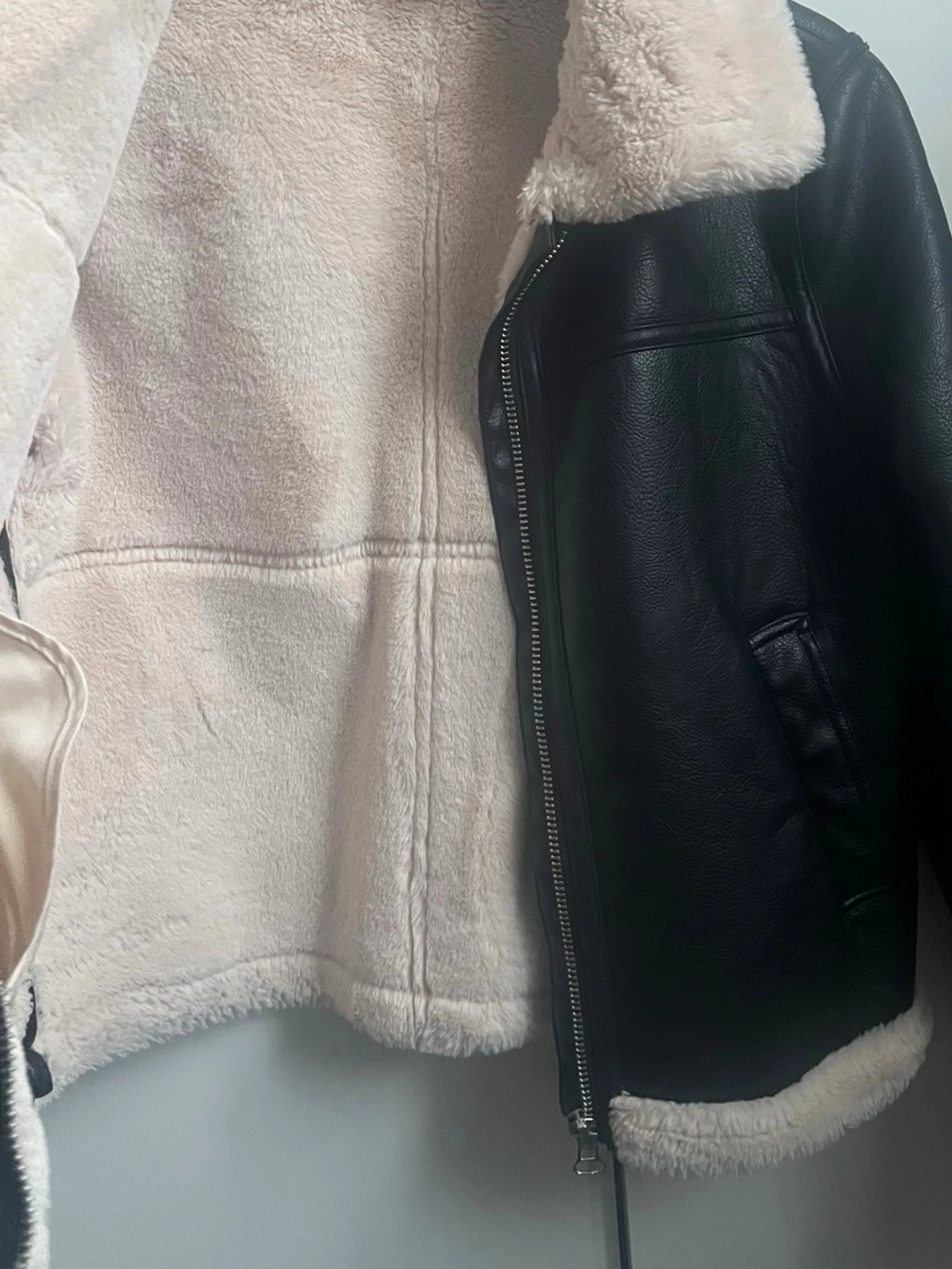 Black teddy jacket with faux fur - 2