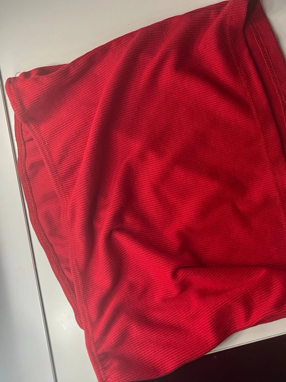 Röd ribbad kortkjol - 1