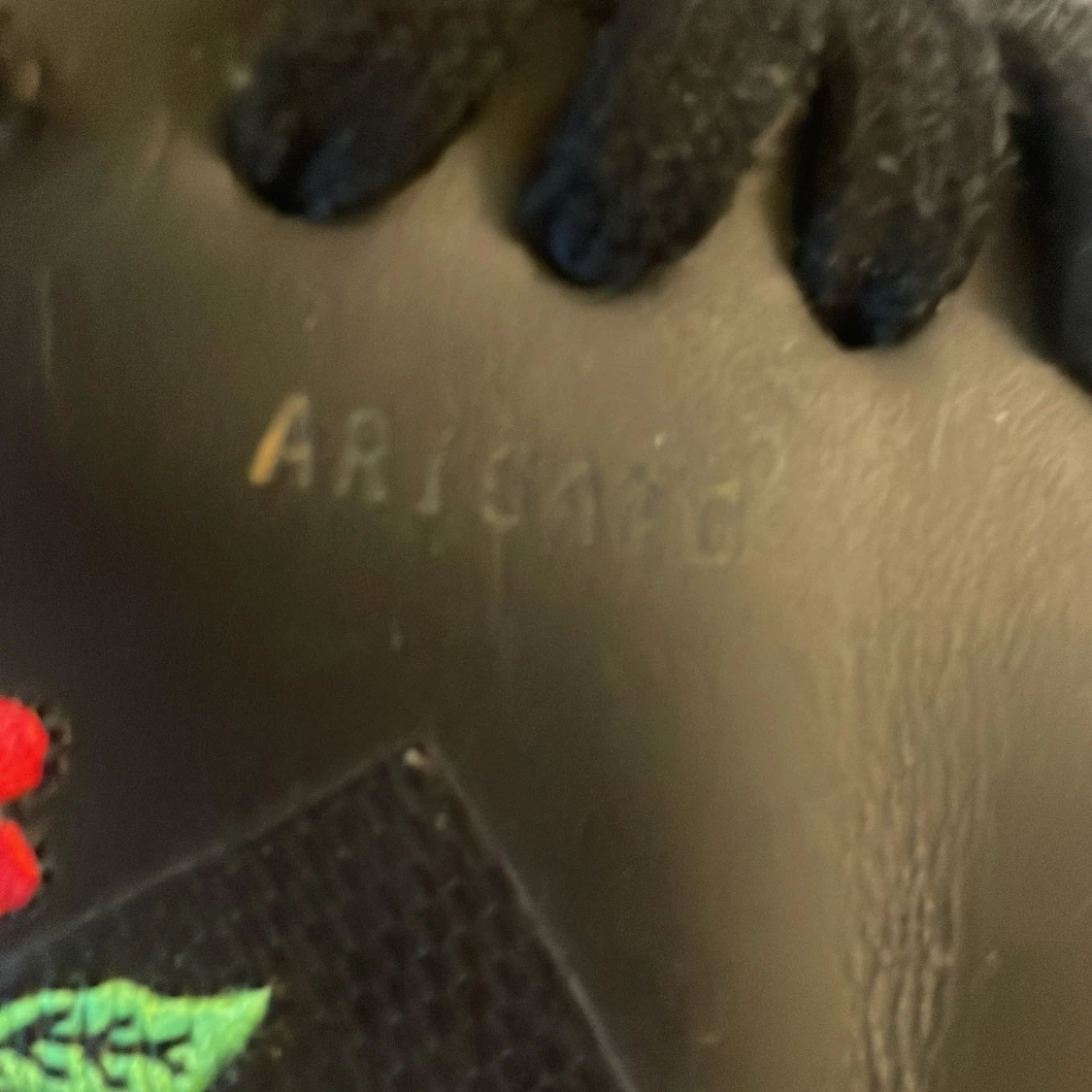 Svarta Axel Arigato sneakers med broderad blomma - 3