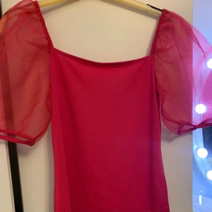 Tröja  - Går att använda som S också 💗💗