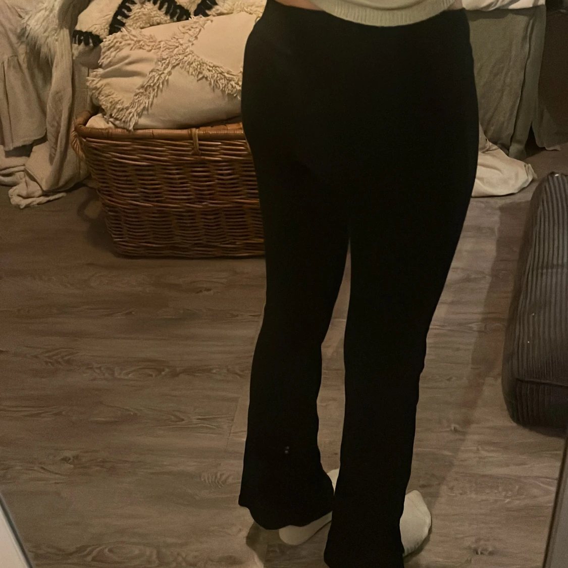 Svarta bootcut byxor från ONLY - 4