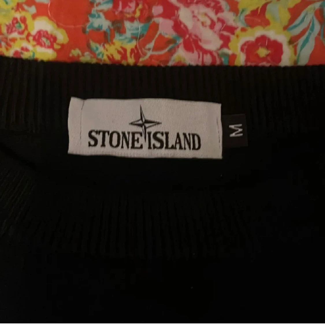Svart stickad tröja från Stone Island - 3