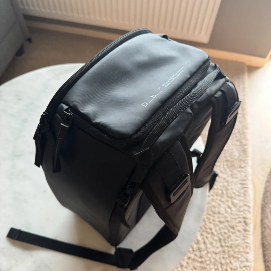 Svart ryggsäck från DB Journey - 4