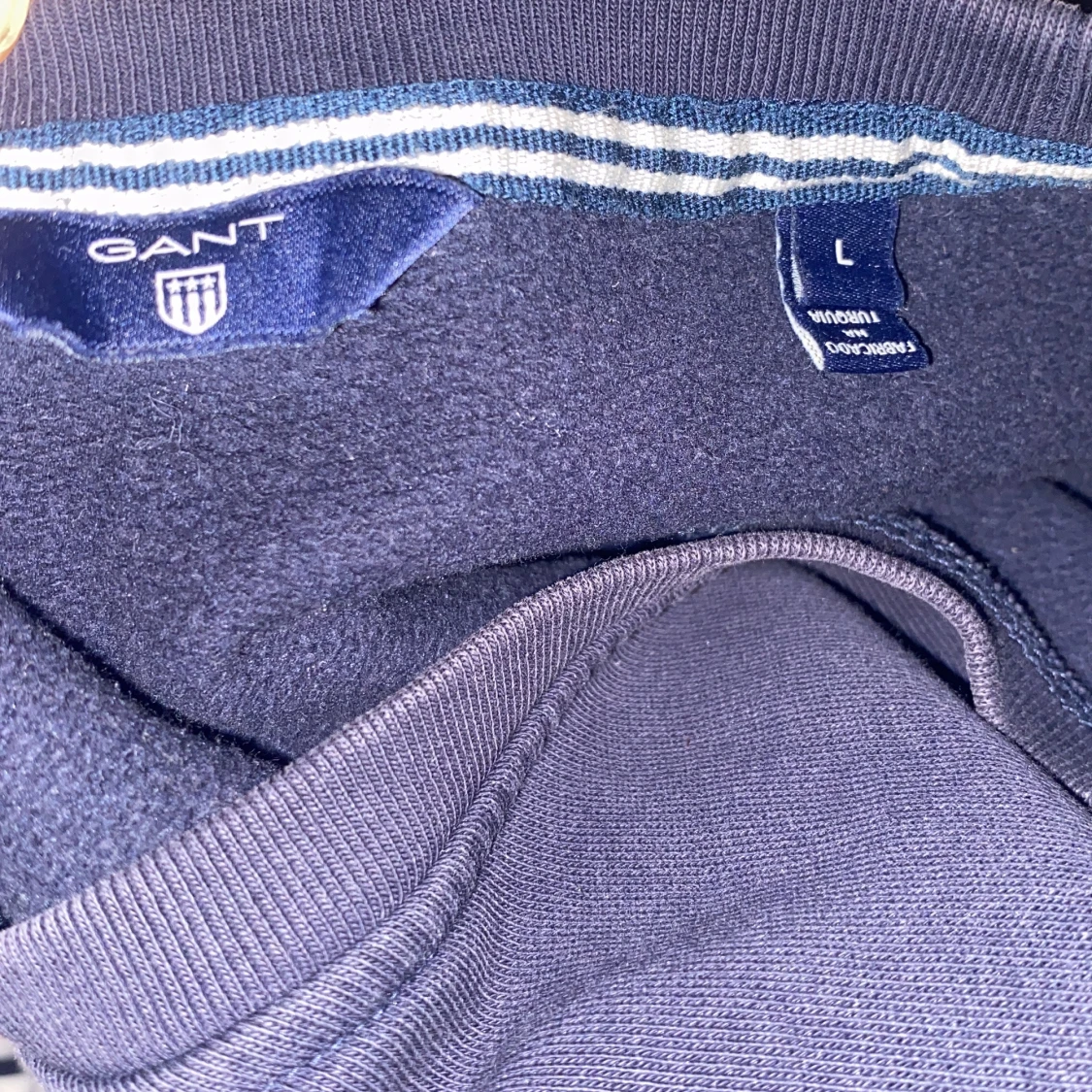 Mörkblå sweatshirt från GANT - 1