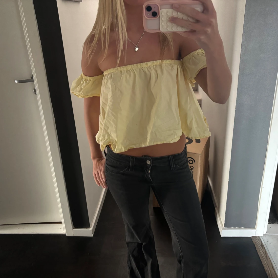 Gul offshoulder bolerotopp - 1