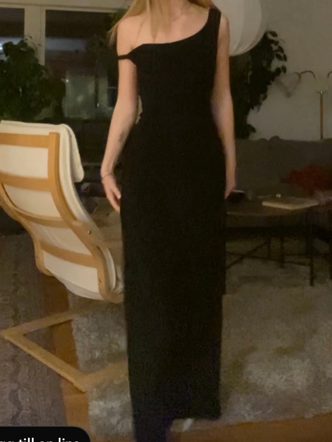 Svart axelbandslös långklänning - 3