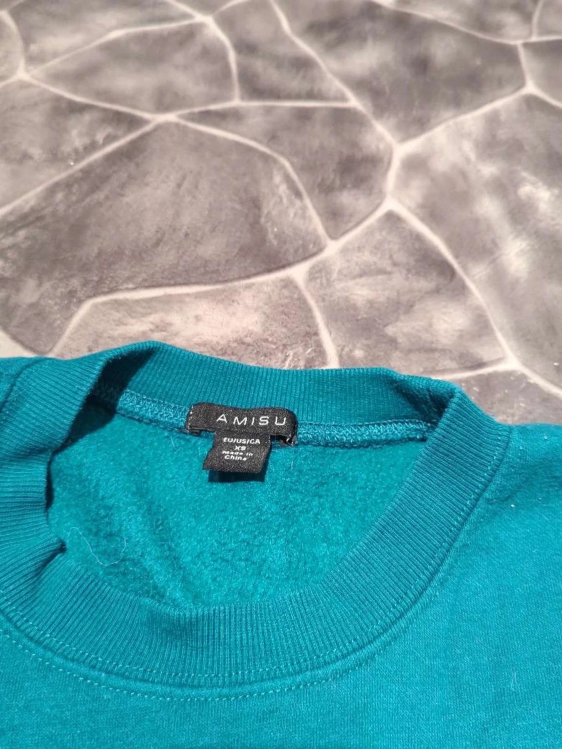 grön sweatshirt från Amisu - 1