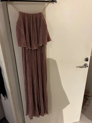 Jumpsuit  - Rosa/lila linne jumpsuit 