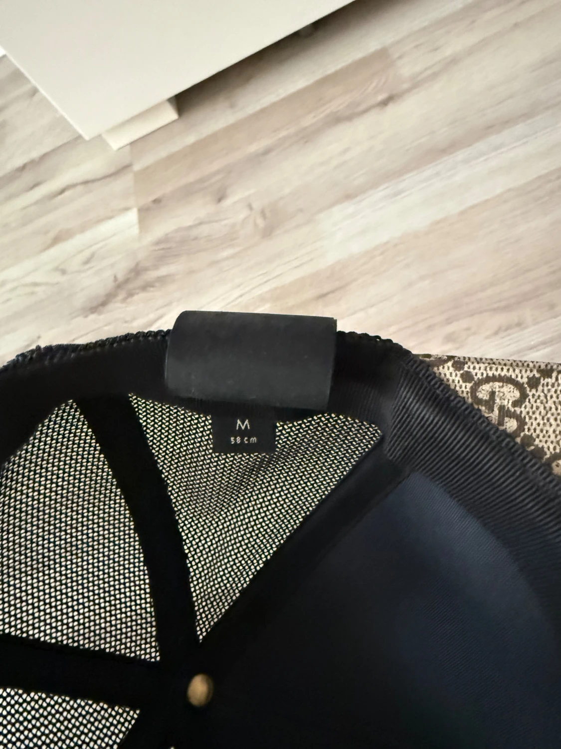 Gucci beige keps med tigertryck - 5