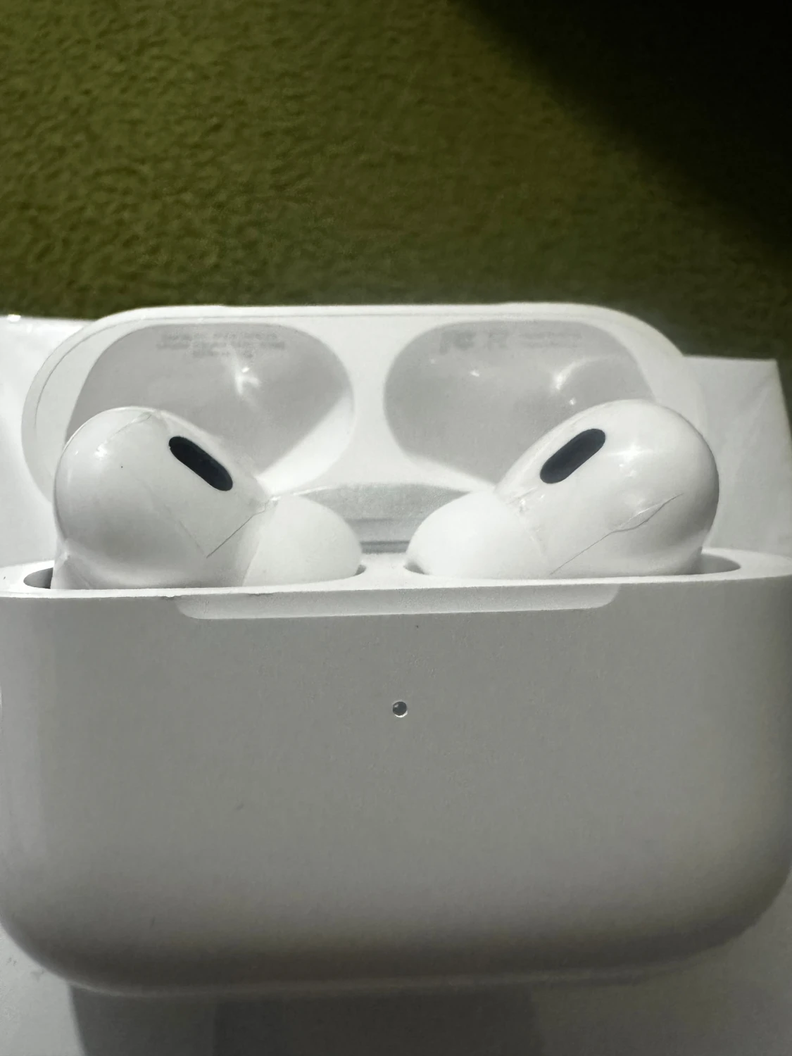 AirPods Pro (2nd generation) med MagSafe-laddningsetui (USB-C)
