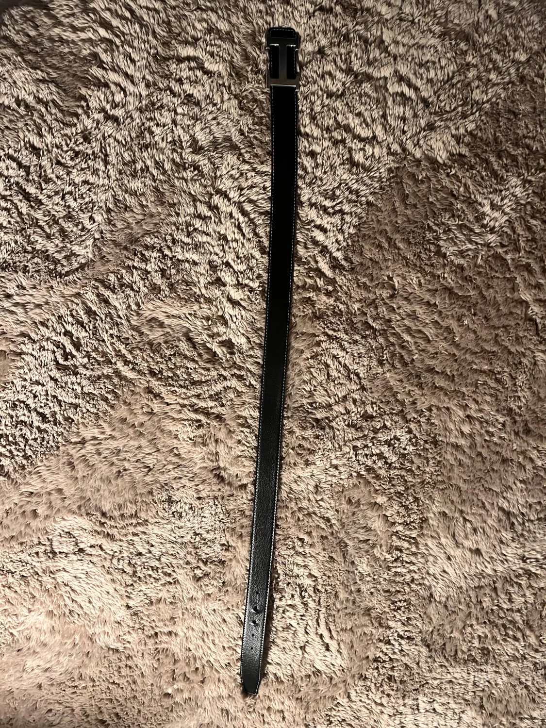 Stilrent svart bälte med trendigt utseende 105 cm - 1