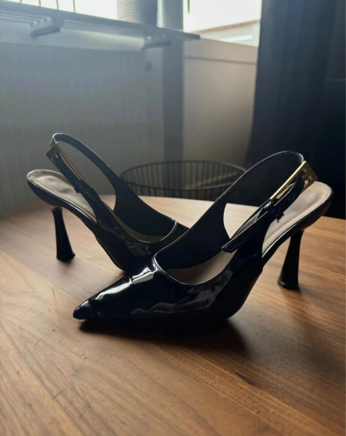 Svarta snygga klackar  - 1