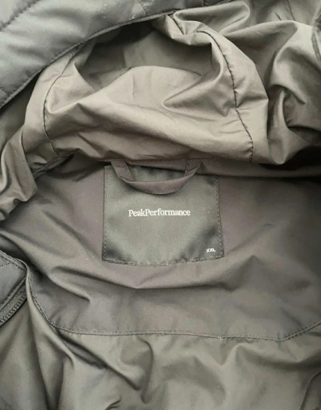 Svart quiltad Peak Performance jacka - 5