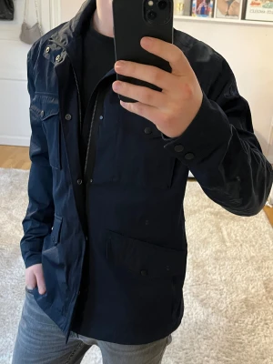 J.lindberg Field Jacket  - J.lindberg | Mycket bra skick | Size - L | Pris 1299 | Hör av dig vid minsta fråga eller fundering📩