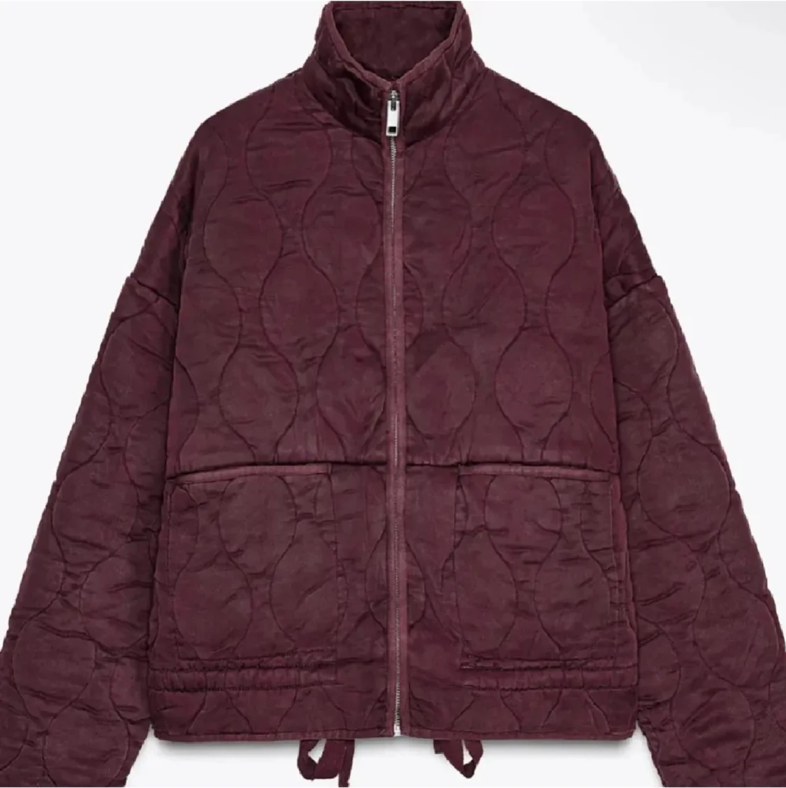 Quiltad vinröd pufferjacka