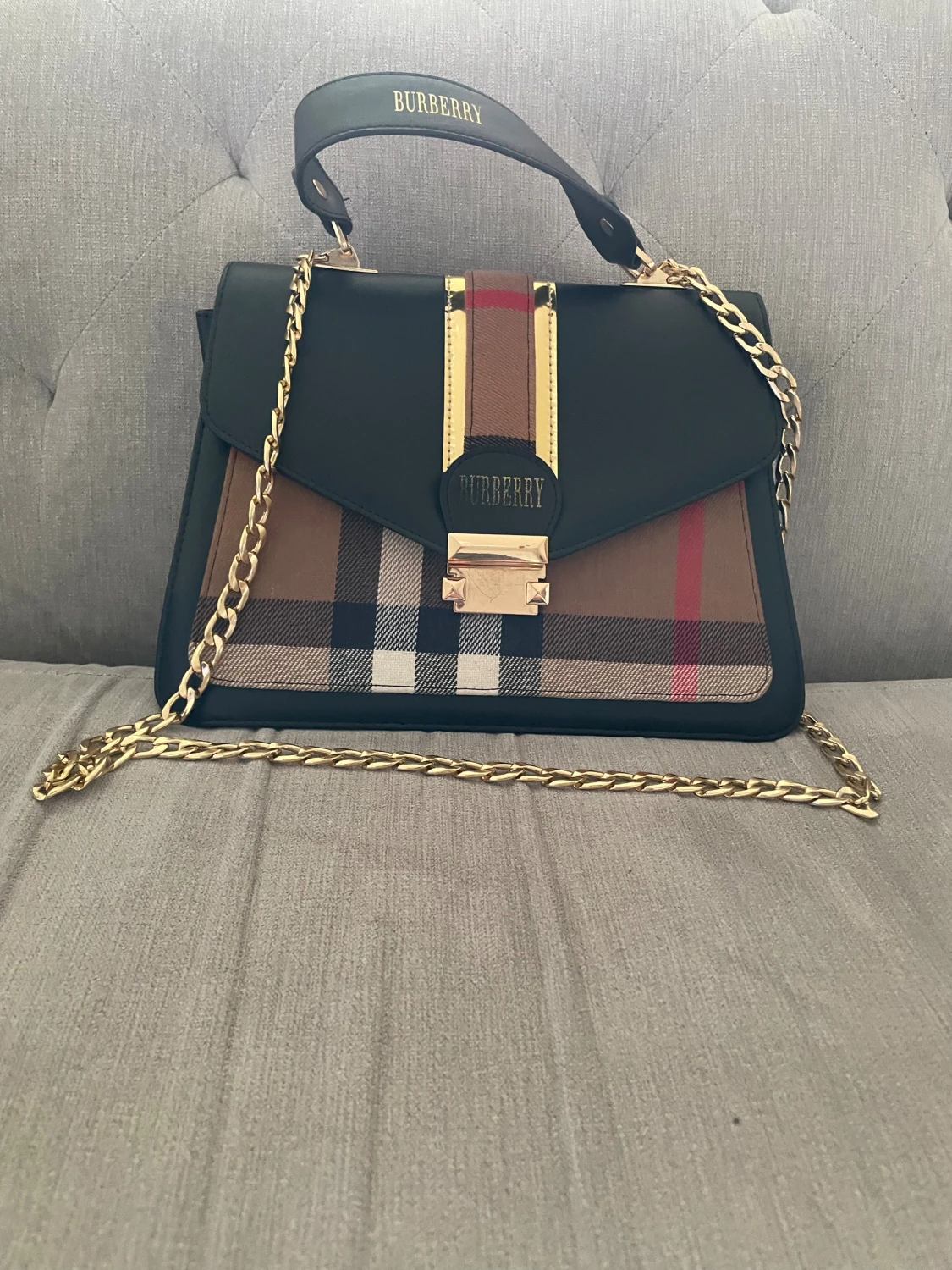 Rutig handväska från Burberry