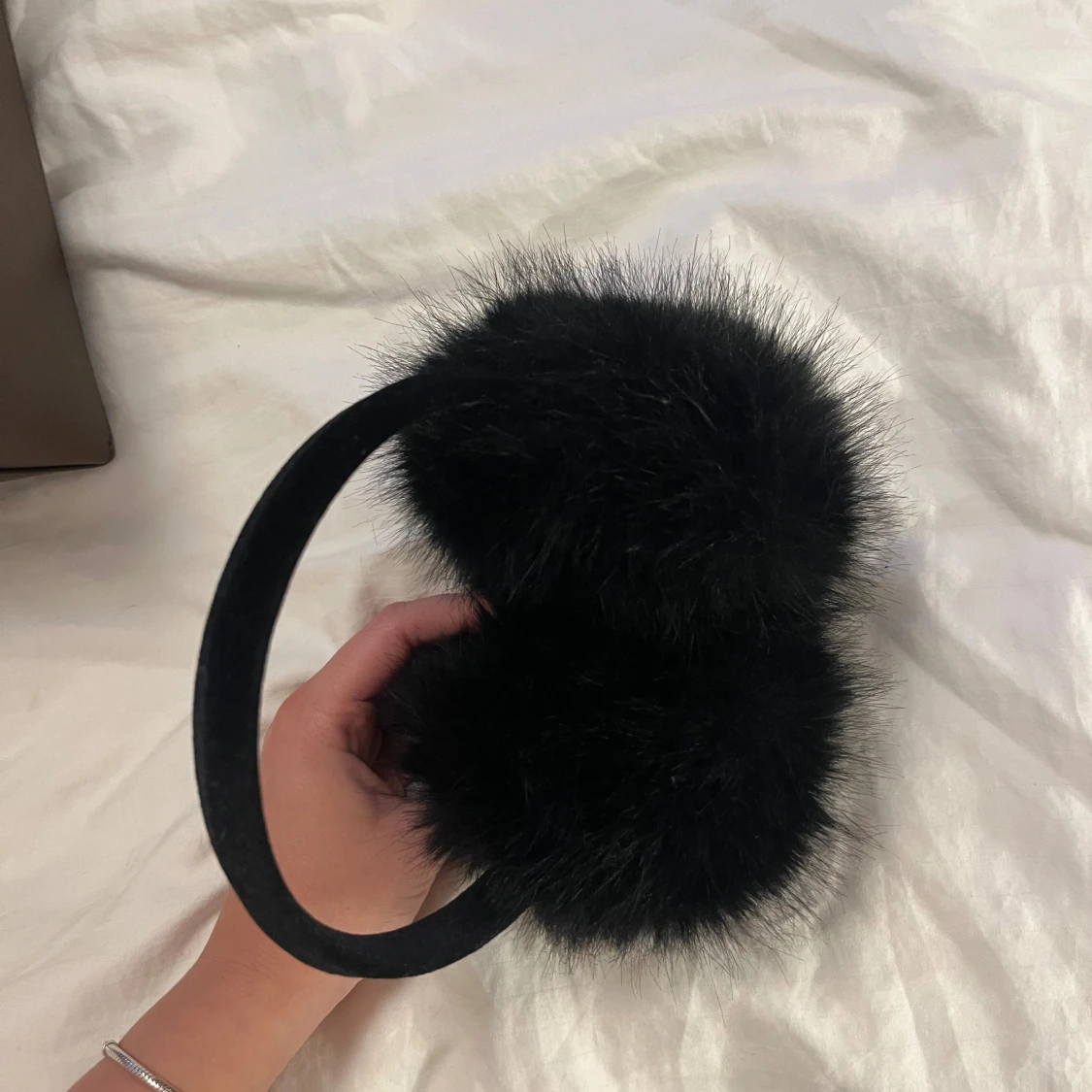 Öronmuffar från bikbok - 2