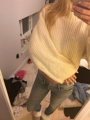 Stickad tröja  - Stickad tröja som aldrig används