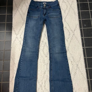 Jeans - Kättesnygga Nelly jeans