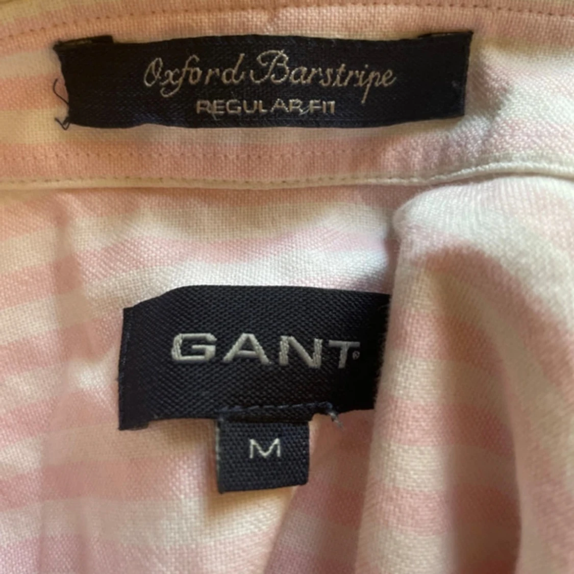 Randig rosa skjorta från GANT - 2