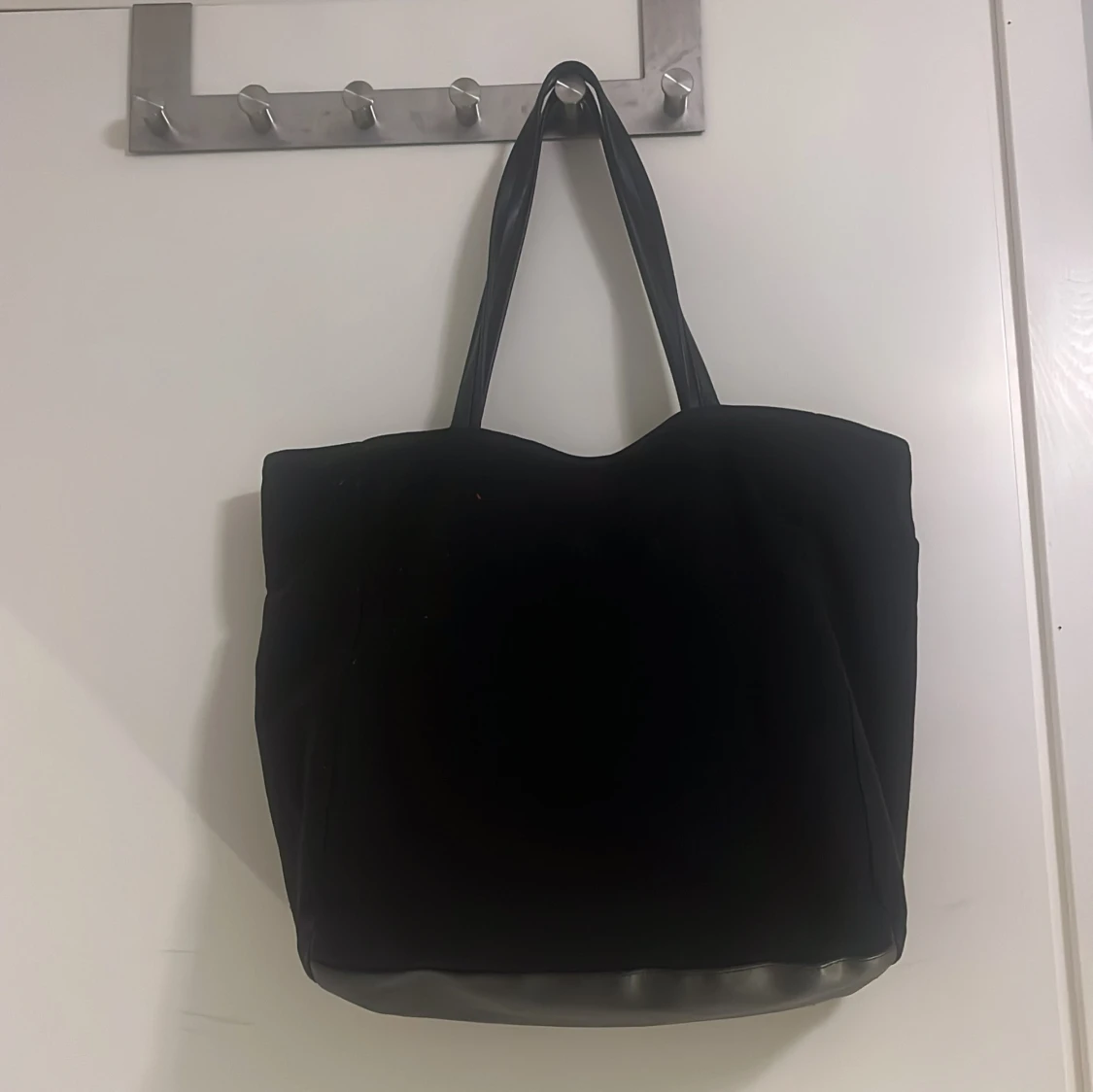 Svart väska Victoria's Secret - 2