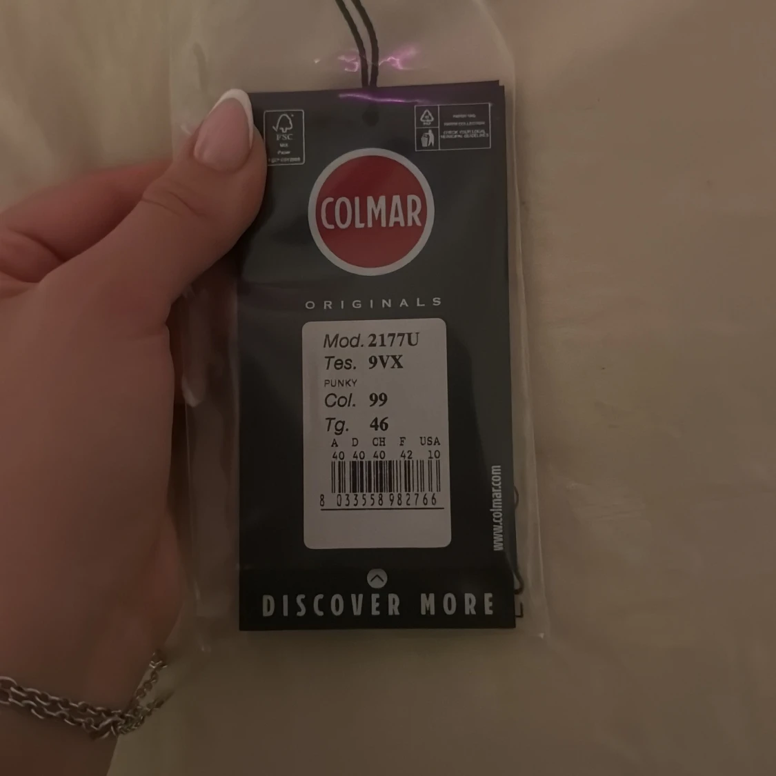 Svart Colmar dunjacka med huva trekvartsärmad  - 4