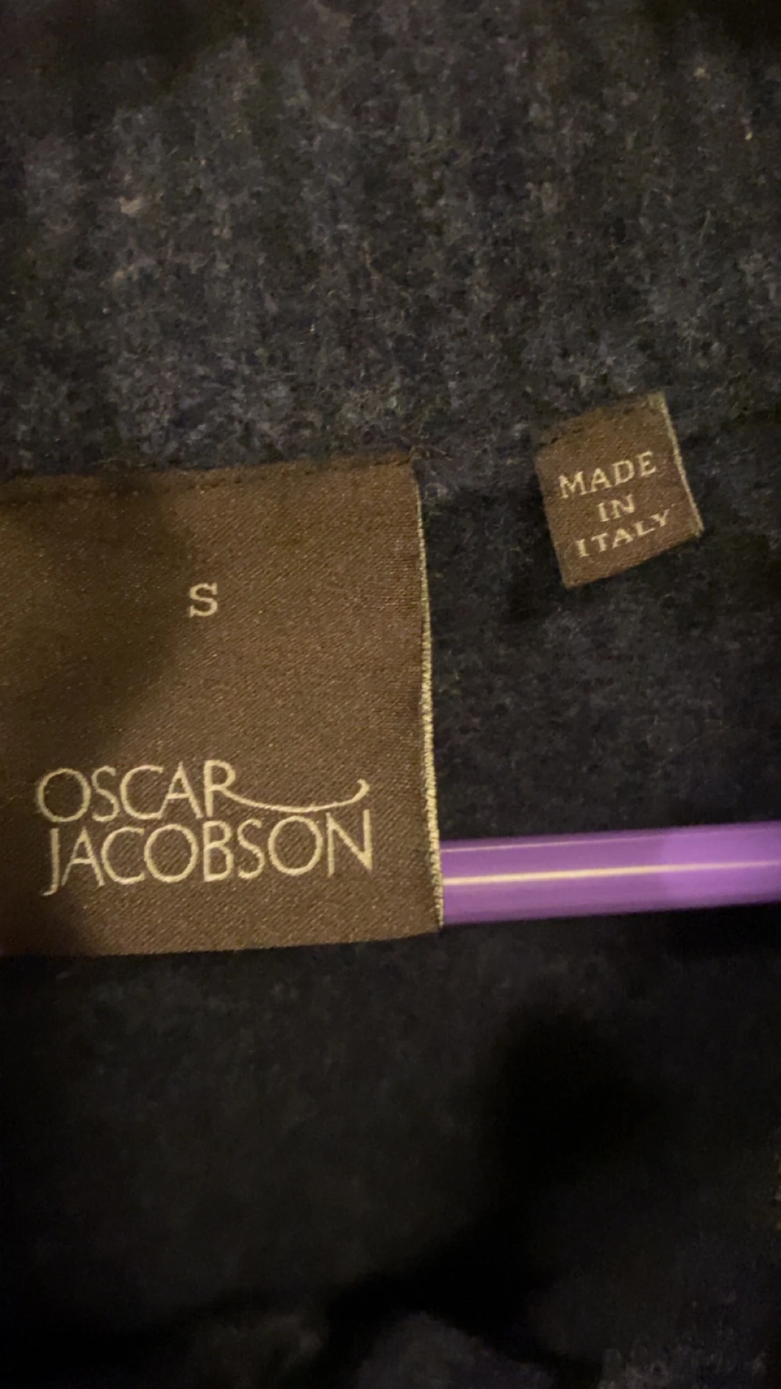 Marinblå stickad tröja Oscar Jacobson - 1