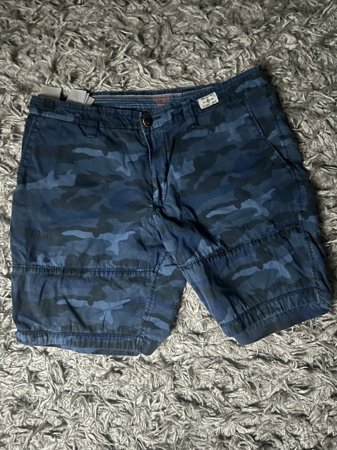 Blå camo shorts från Tommy Hilfigher
