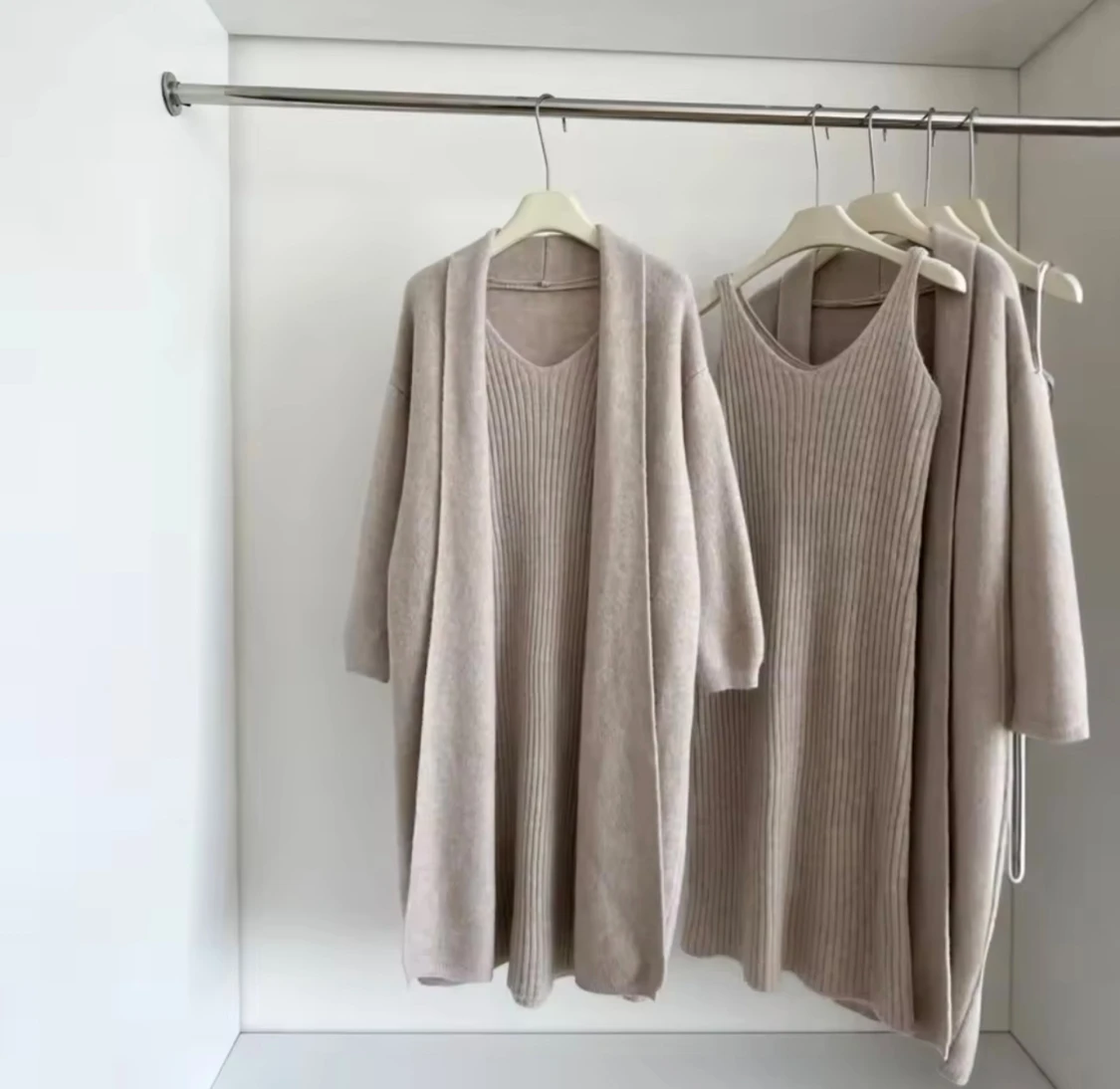 Set ribbad kofta med  klänning - 2