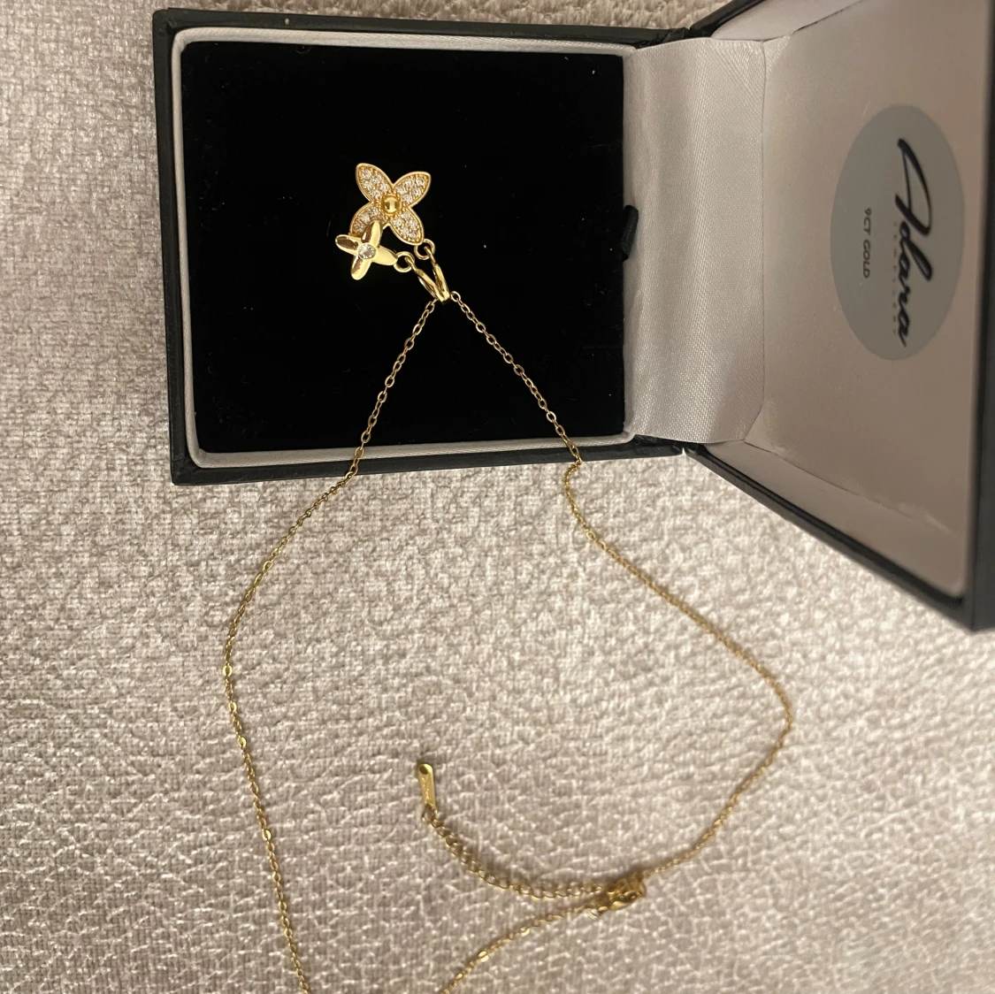 Guldpläterad halsband - 2