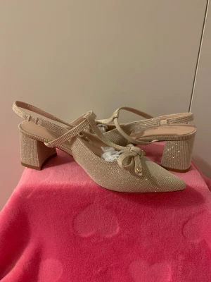 Klackskor - Nya och oanvända