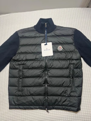Moncler Tricot Cardigan - Helt ny. Strl M
