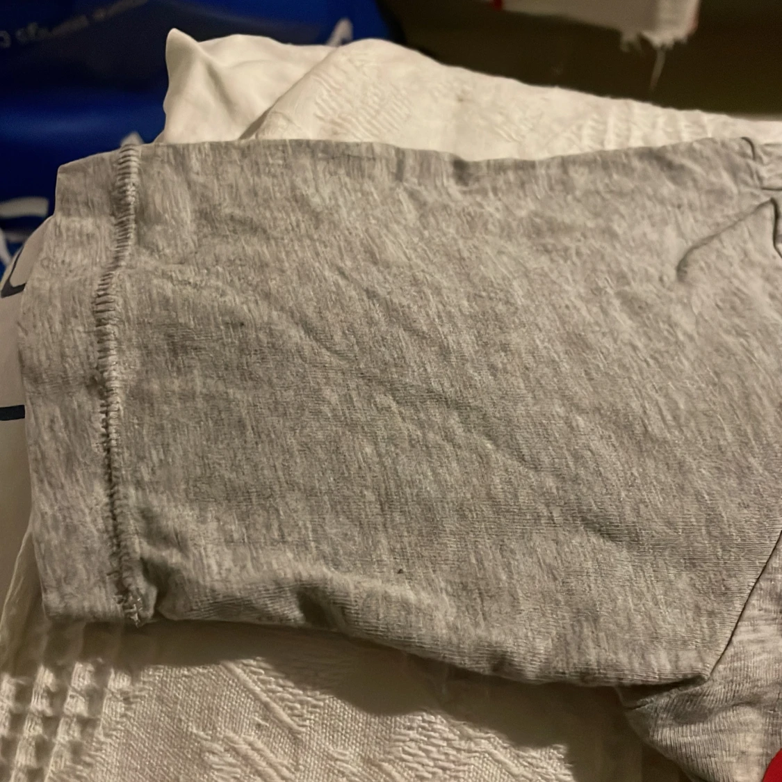 Grå FILA t-shirt med stor logga - 2