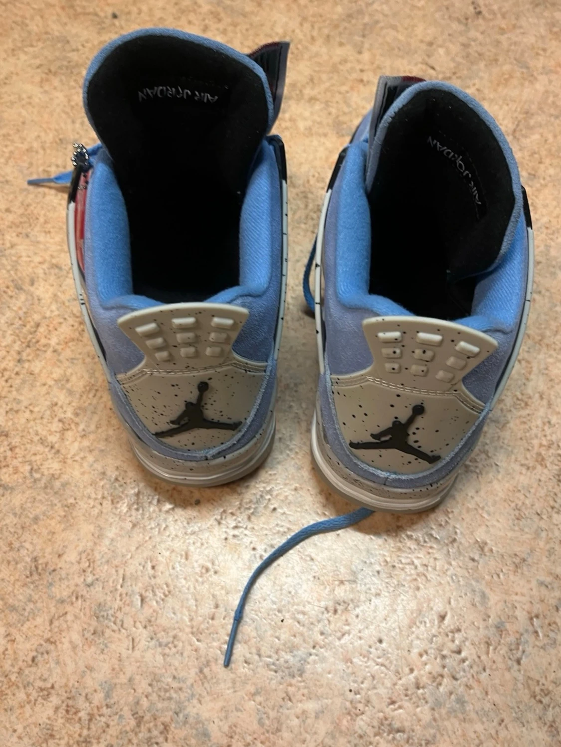 Nike Air Jordan 4 University Blue - 1