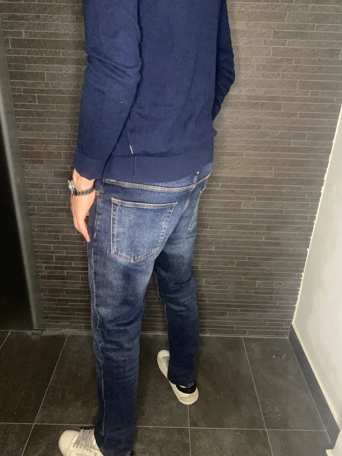 Blå raka jeans med tvättad look - 1