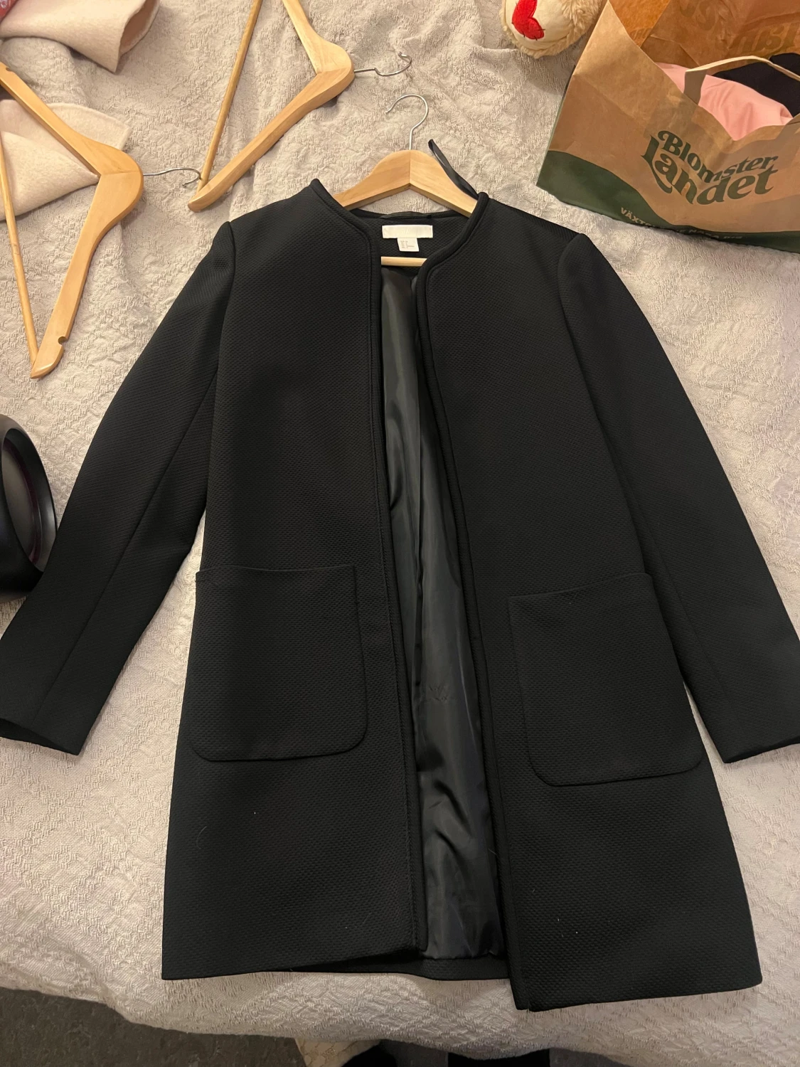 Svart kavajjacka från H&M, strl 34