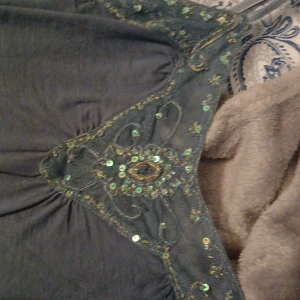 Mörkblå/turkost linne 2000s - Jättefint skick 2000s vibe