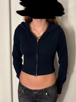 Tröja - Stickad huv tröja med drag kedja kanapt andvend 