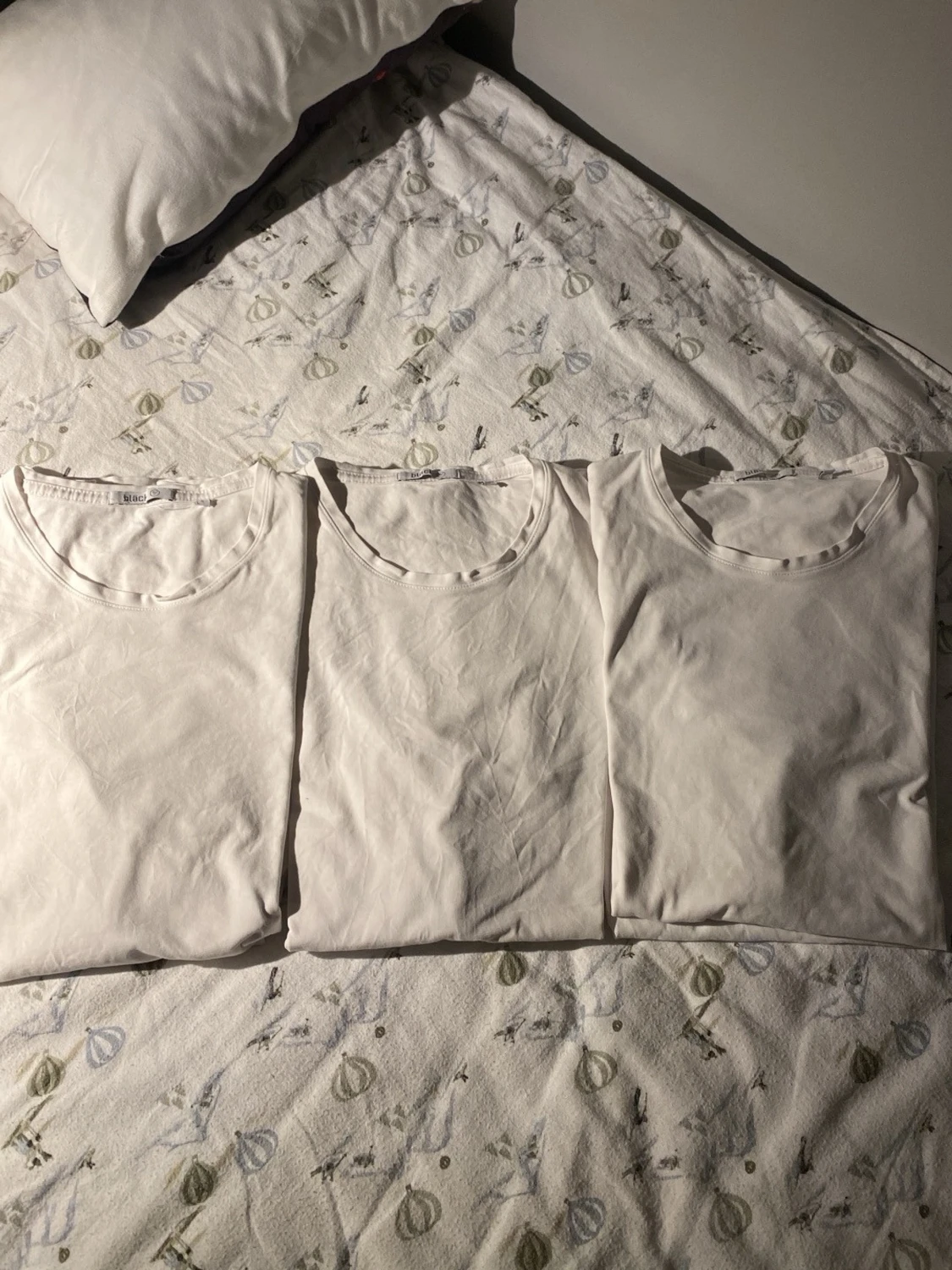 3 vita t-shirts från Bläck, storlek S