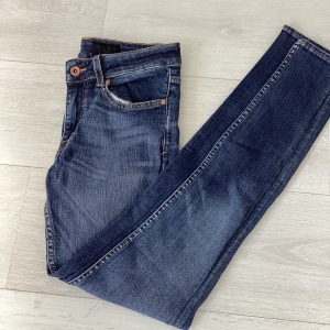 Tiger of sweden jeans  - Säljer nu dessa tiger of sweden jeans i storlek 28/30. Vid frågor är det bara skriva 
