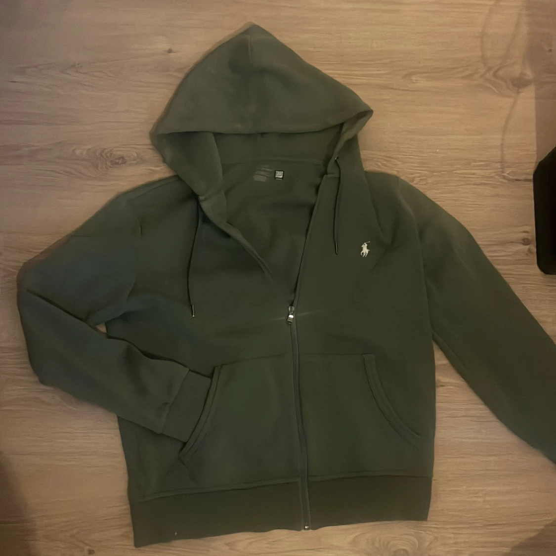 Olivgrön hoodie från Ralph Lauren