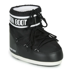 Svarta Moon Boots - Säljer mina Moon Boots i storlek 36-38. Sparsamt använda men tecken på användning finns. Nypris: 2 055.
