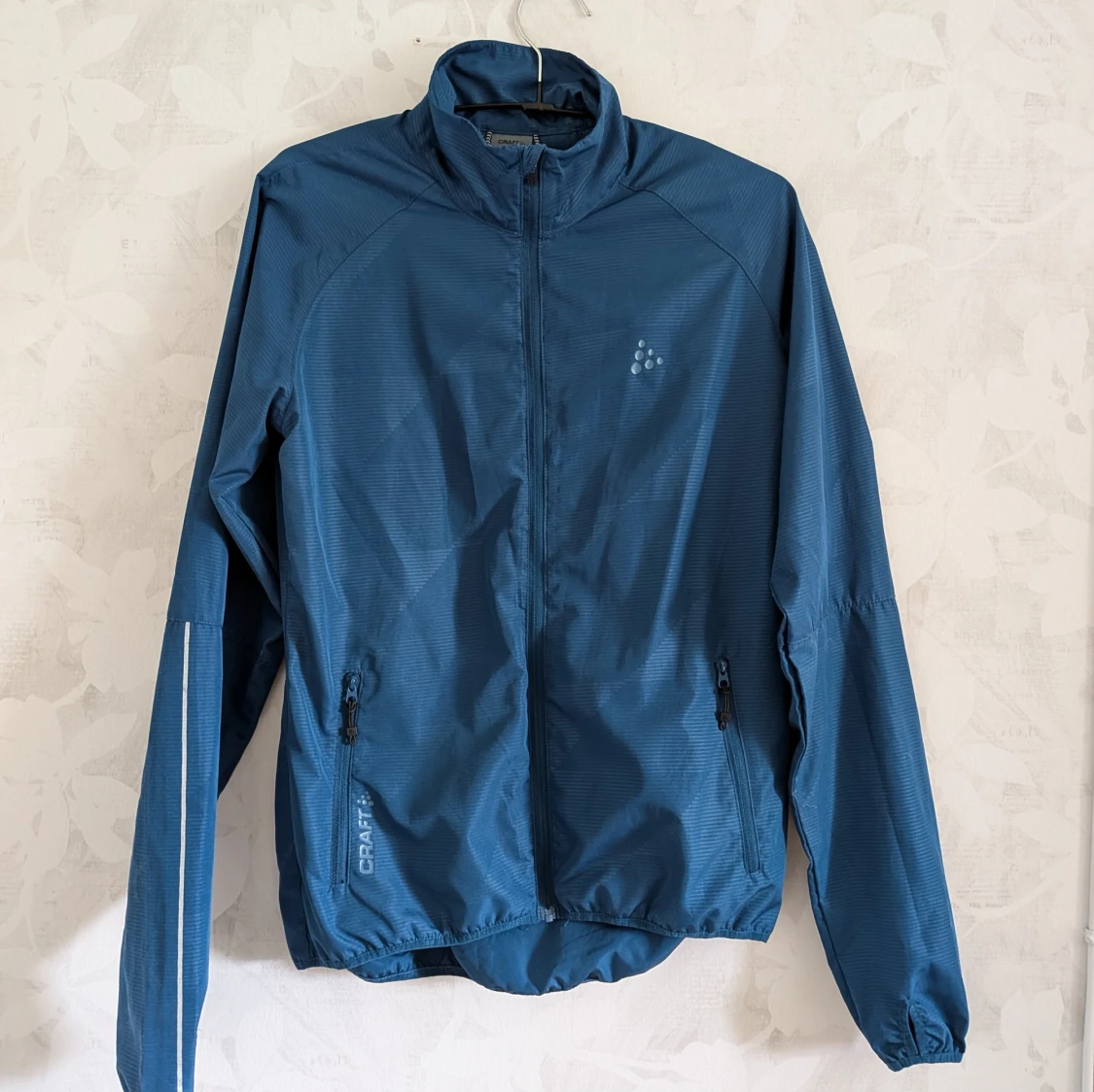 Blå vindjacka från Craft, stl S
