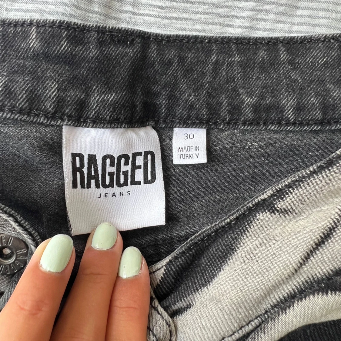 Snygga The Ragged Priest jeans  - 1