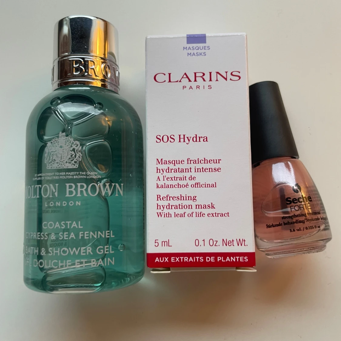 Sminkpaket med rouge, primer och läppglans - 2