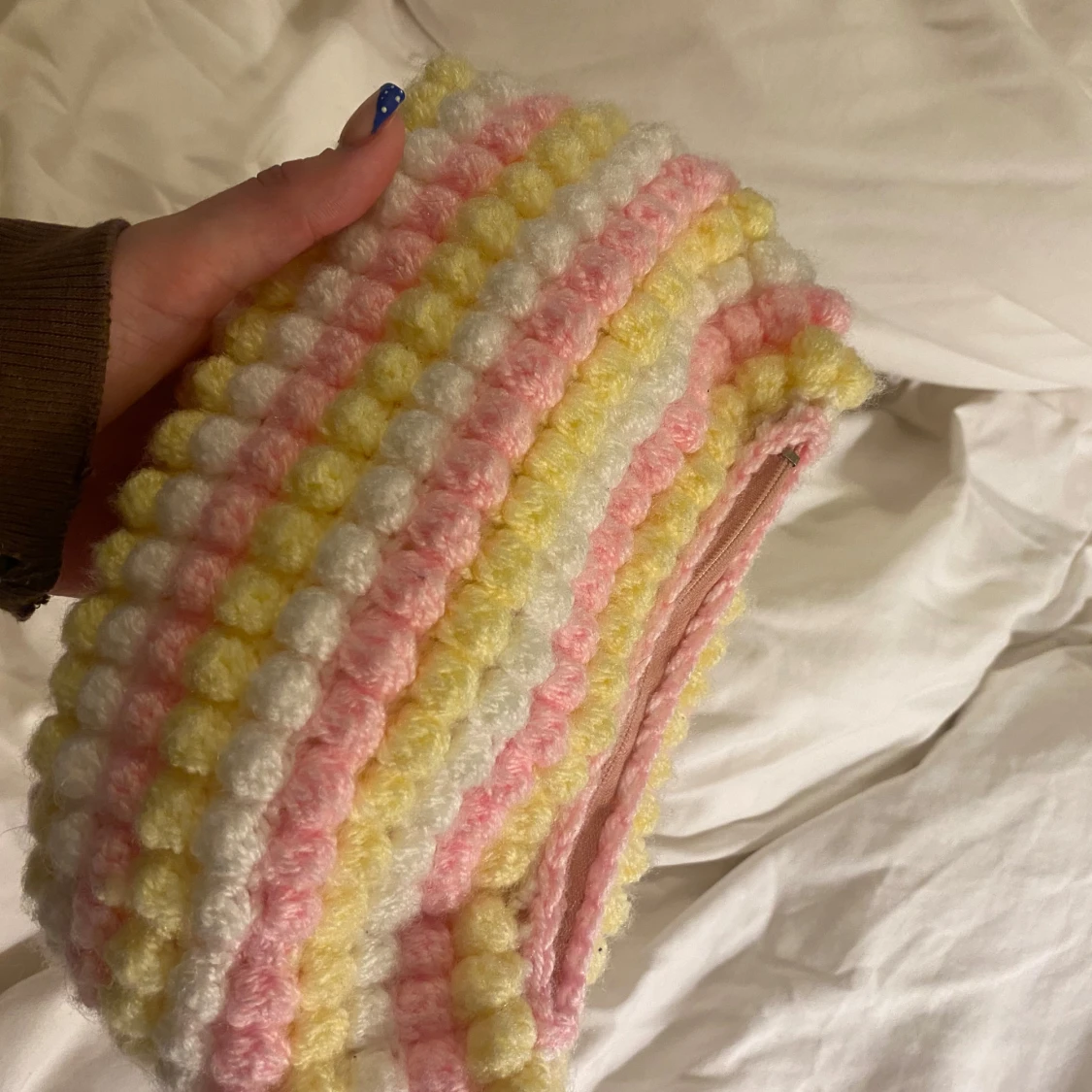 Virkad väska/necessär - 2