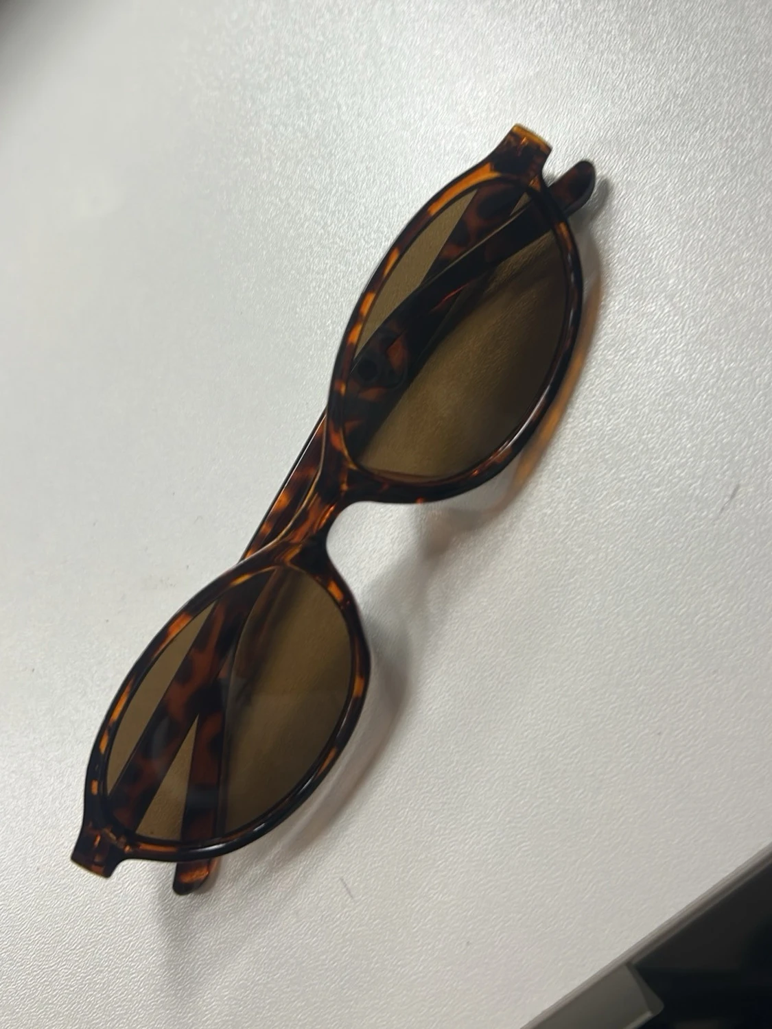 Retro solglasögon i sköldpaddsmönster – dam / unisex 