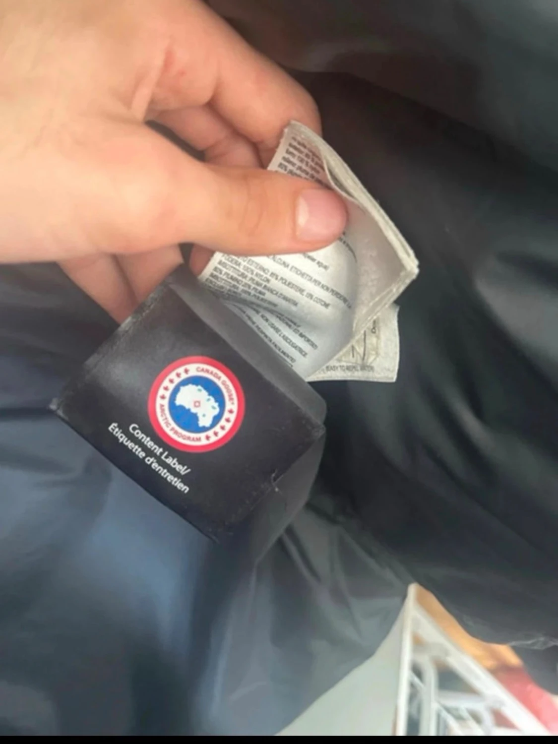 Svart pufferjacka från Canada Goose - 5