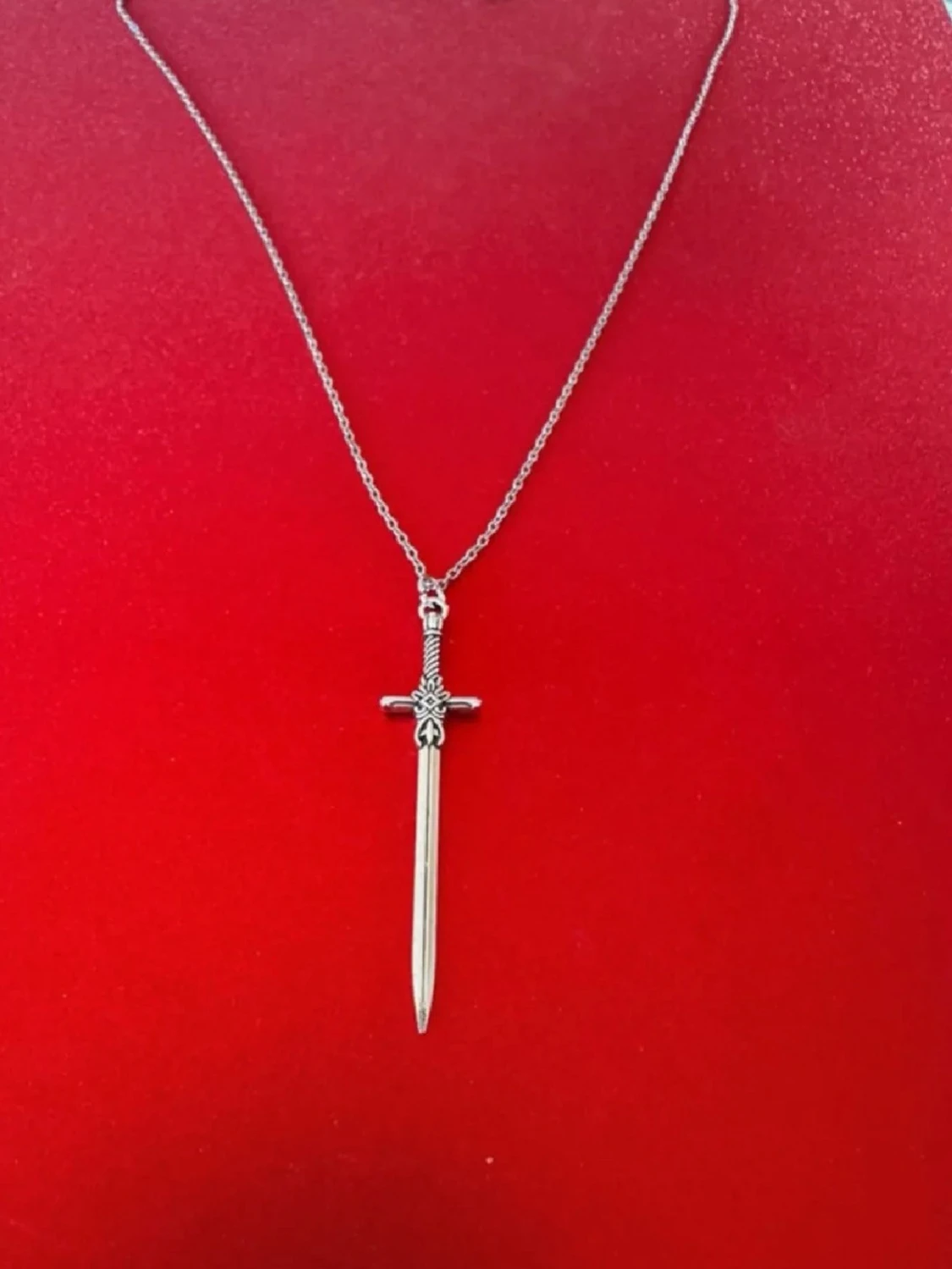 Silverhalsband svärd  - 3