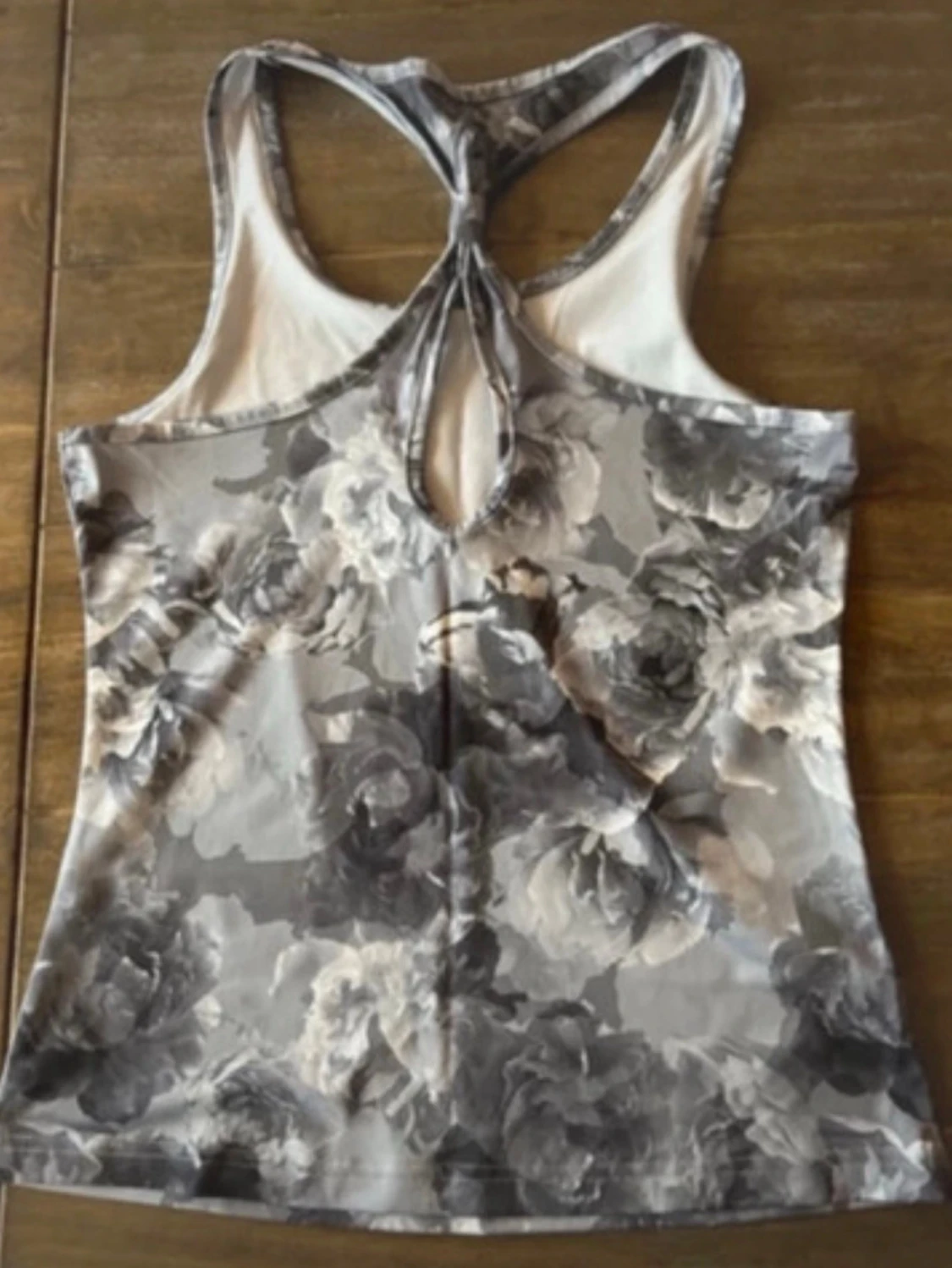 Blommig grå linnetopp från MXIMZE - 4